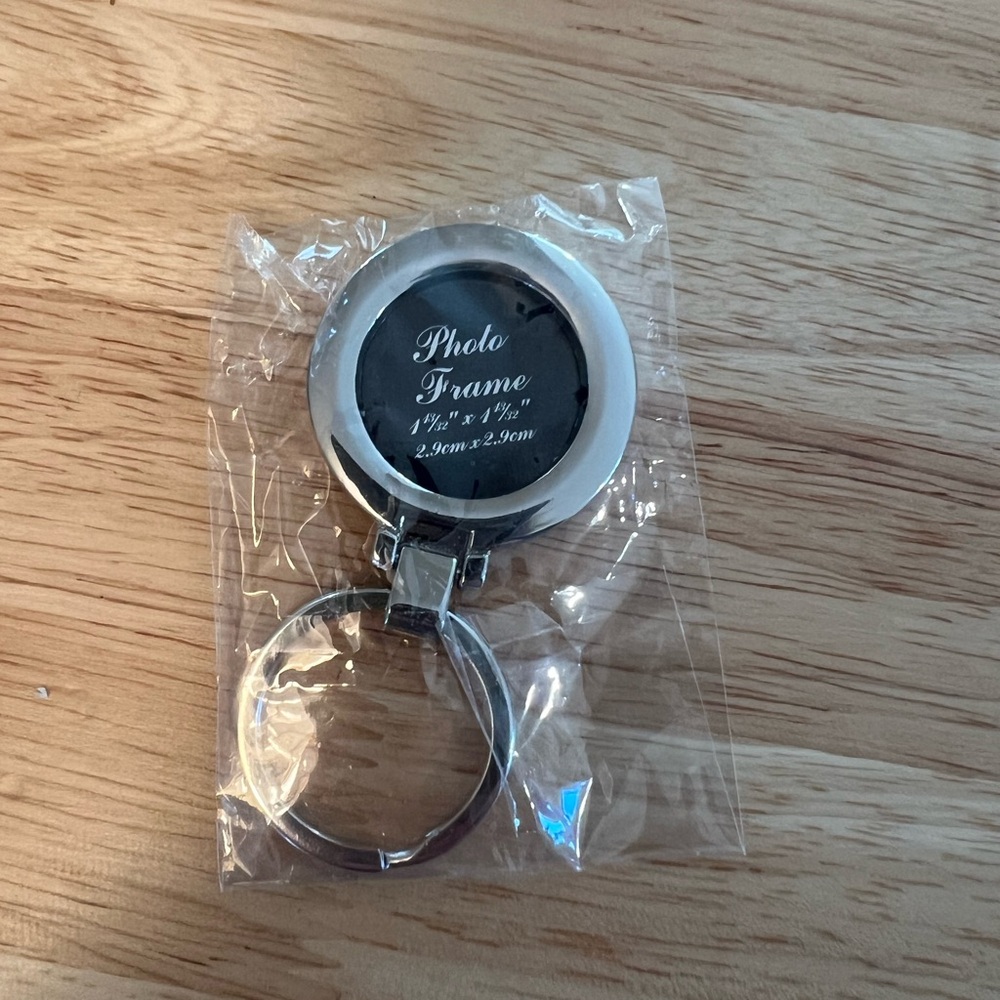 Silver Photo Frame Keychain NWT